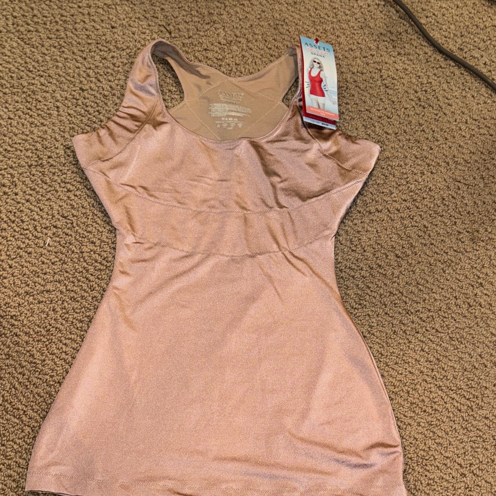 Assets By Spanx Shapewear Tank in Very Bare